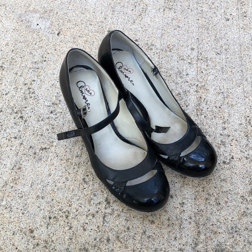 MIA Amore heels